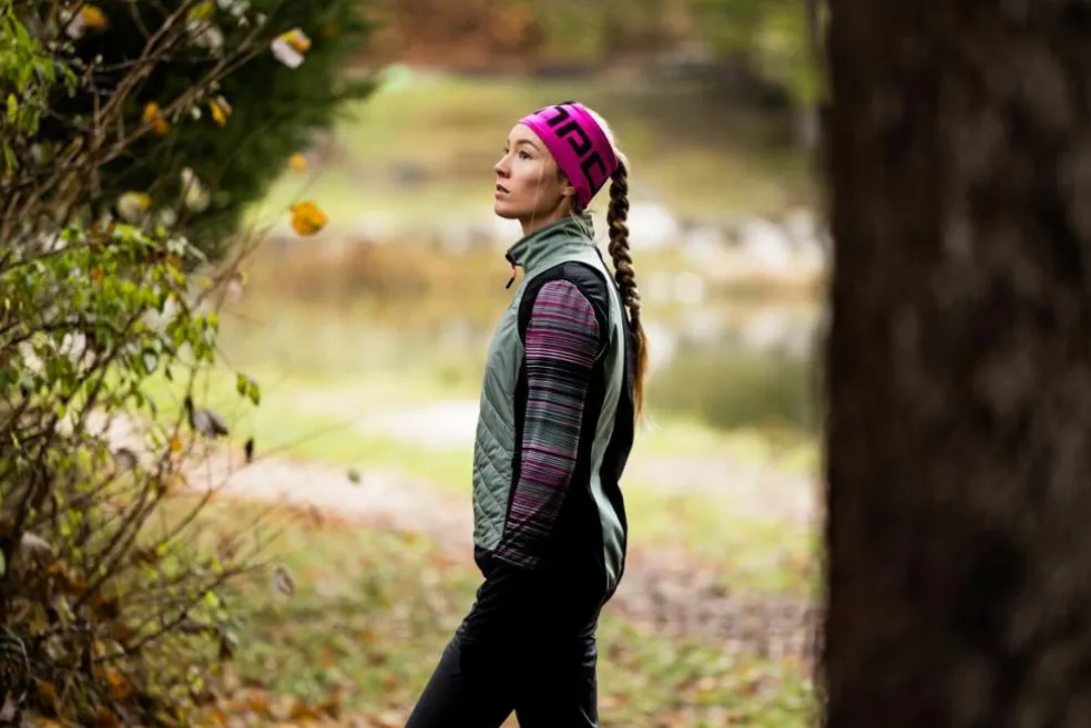 Hybride Damenjacke mit abnehmbaren ärmeln