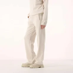 Lange Damenhosen im Regular Fit aus Modal mit matt glänzendem Finish